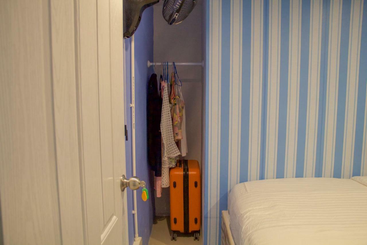 Fun Wan Hostel Bangkok Bagian luar foto